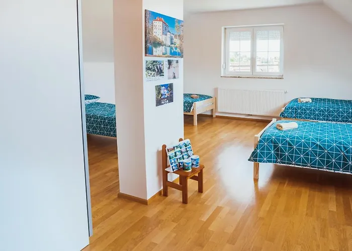 Alloggio in famiglia Sneznik *