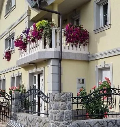 Sneznik * Stari Trg pri Lozu